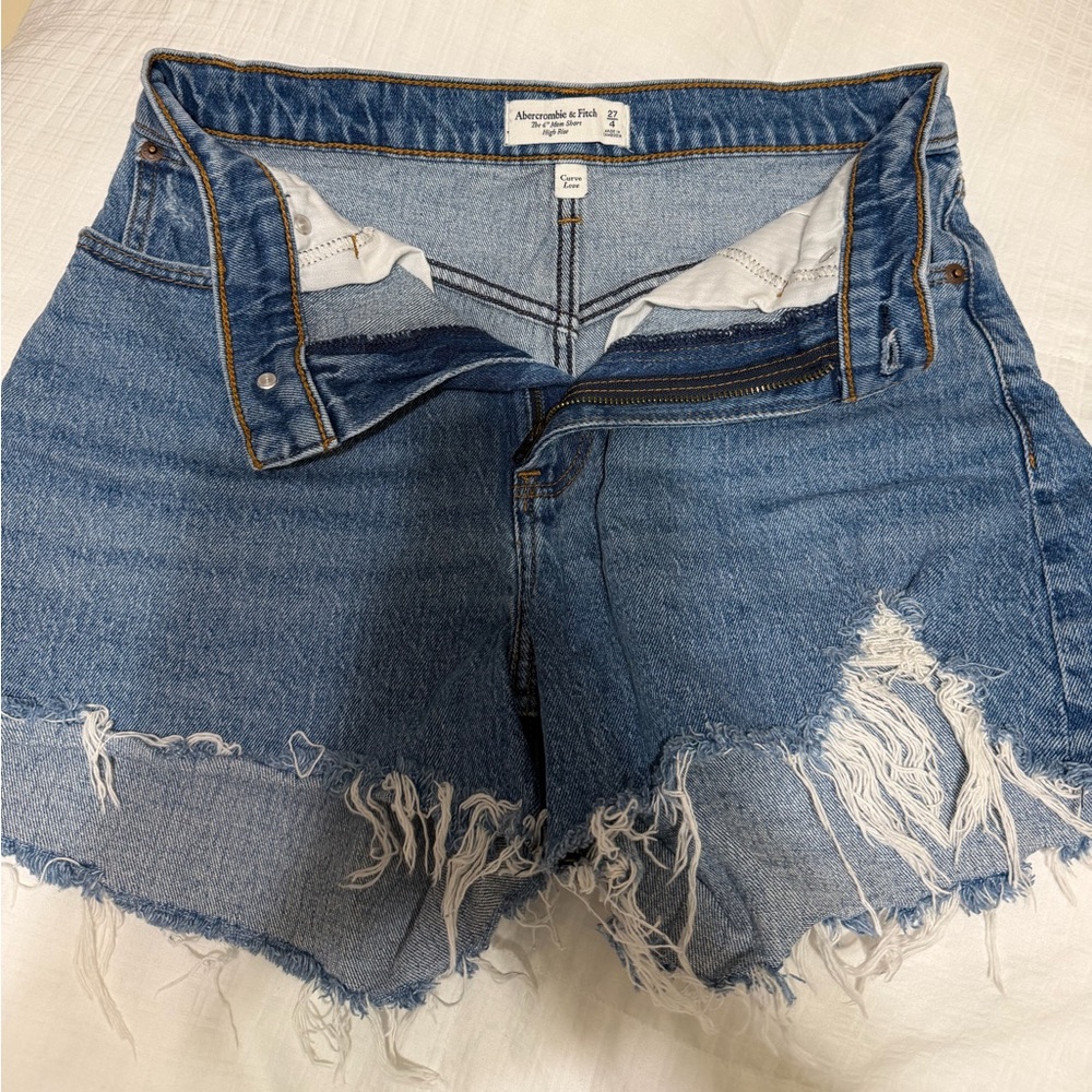 Abercrombie & Fitch Curve Love